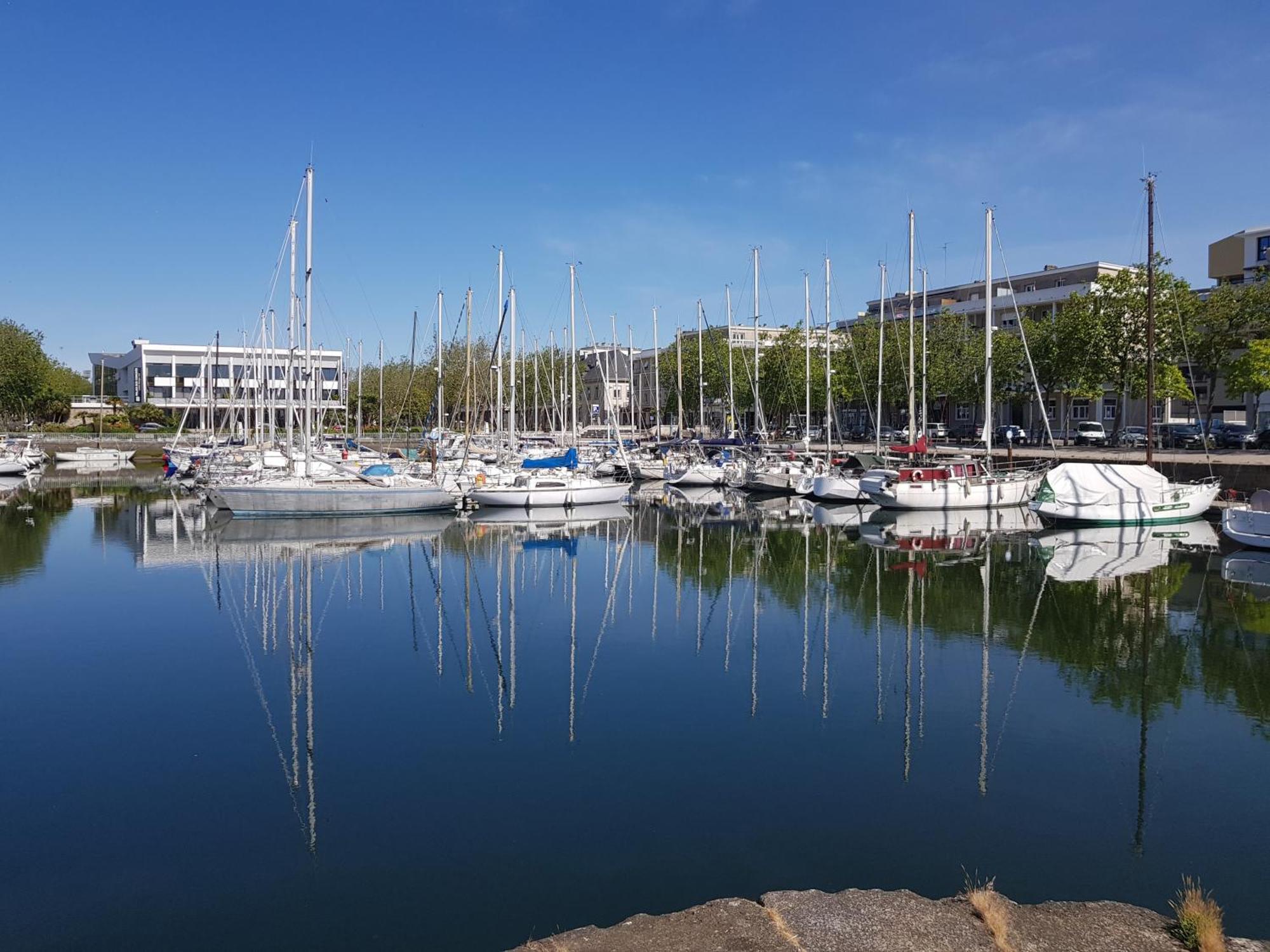 Grand Studio Avec Parking A 10 Minutes Des Plages Lorient Exteriér fotografie